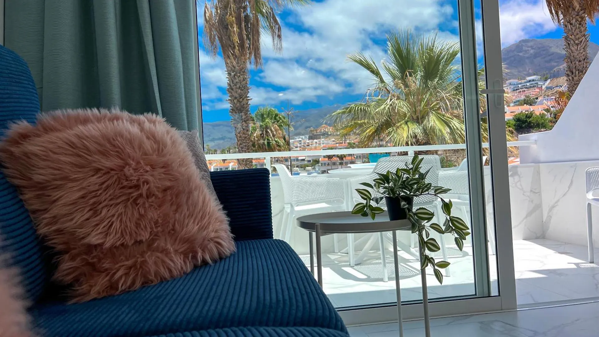 Apartamento El Paraiso Costa Adeje  Spain